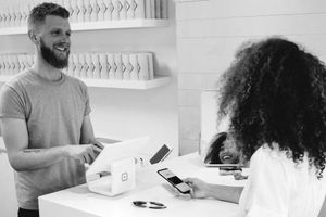 Satisfy Clients and Maximize Profits with an Alluring Return Policy